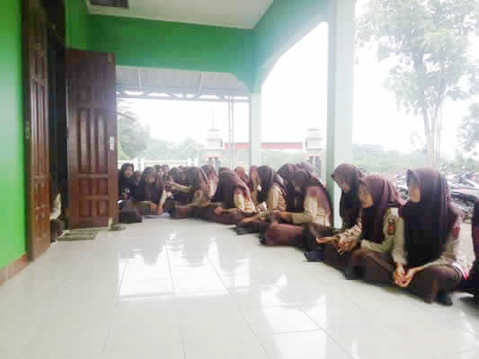 Doa Bersama Kelas XII Skalsain